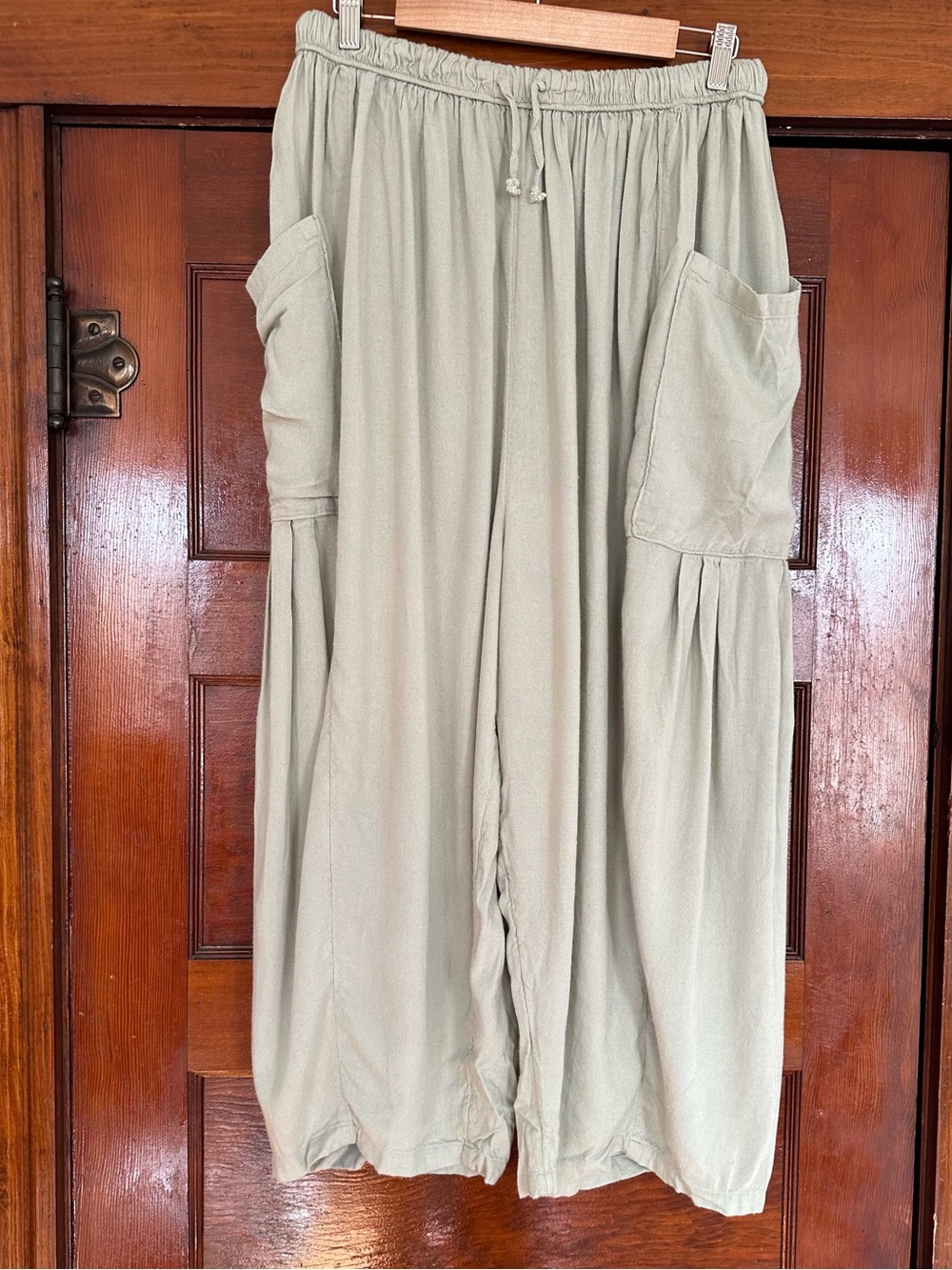Free People Sage Green Quinn Pants Size Medium Wide Leg Harem Bohemian Lagenlook